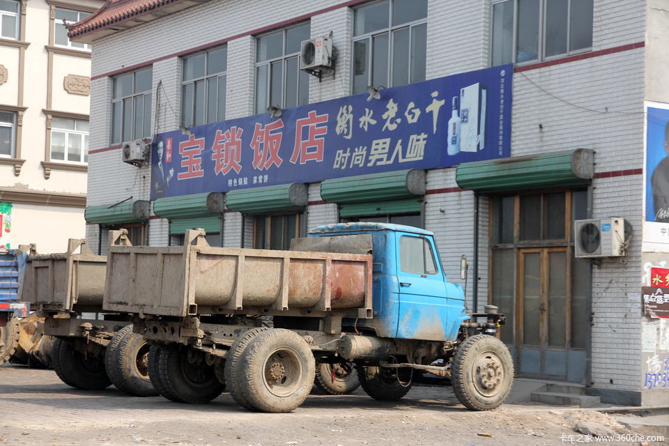 19 報廢車再改裝成拖拉機,贏來