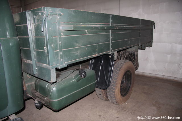 չ CA-10