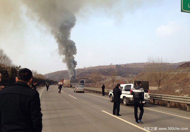 �¹��ֳ������ø��������ڻ���׷β��ը