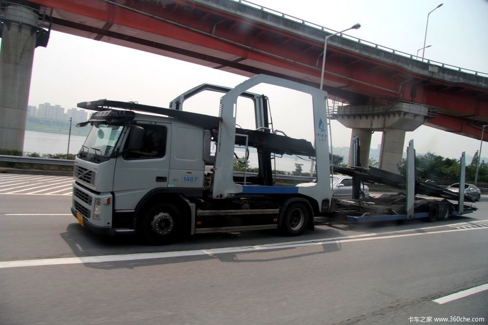 来自思密达的风情 韩国卡车掠影-牵引车