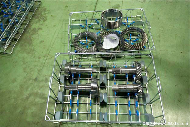 ���or�Ƚ� ���ܶ���˹������������