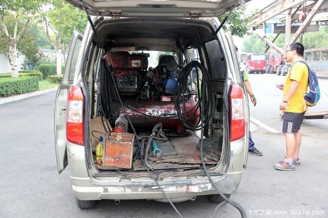 【图】纯利4万到毛利4万 轿运车司机的苦与甜