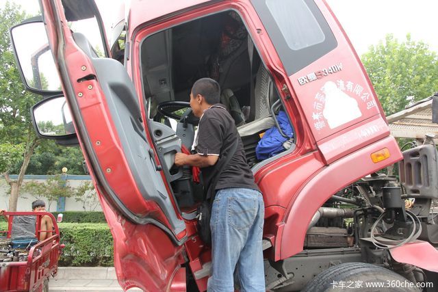 【图】纯利4万到毛利4万 轿运车司机的苦与甜