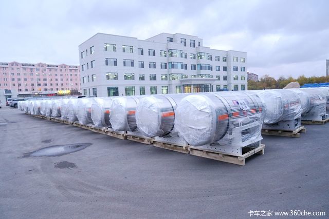 不锈钢如何变身LNG储罐?88道工艺,道道质检,真空抽7天!